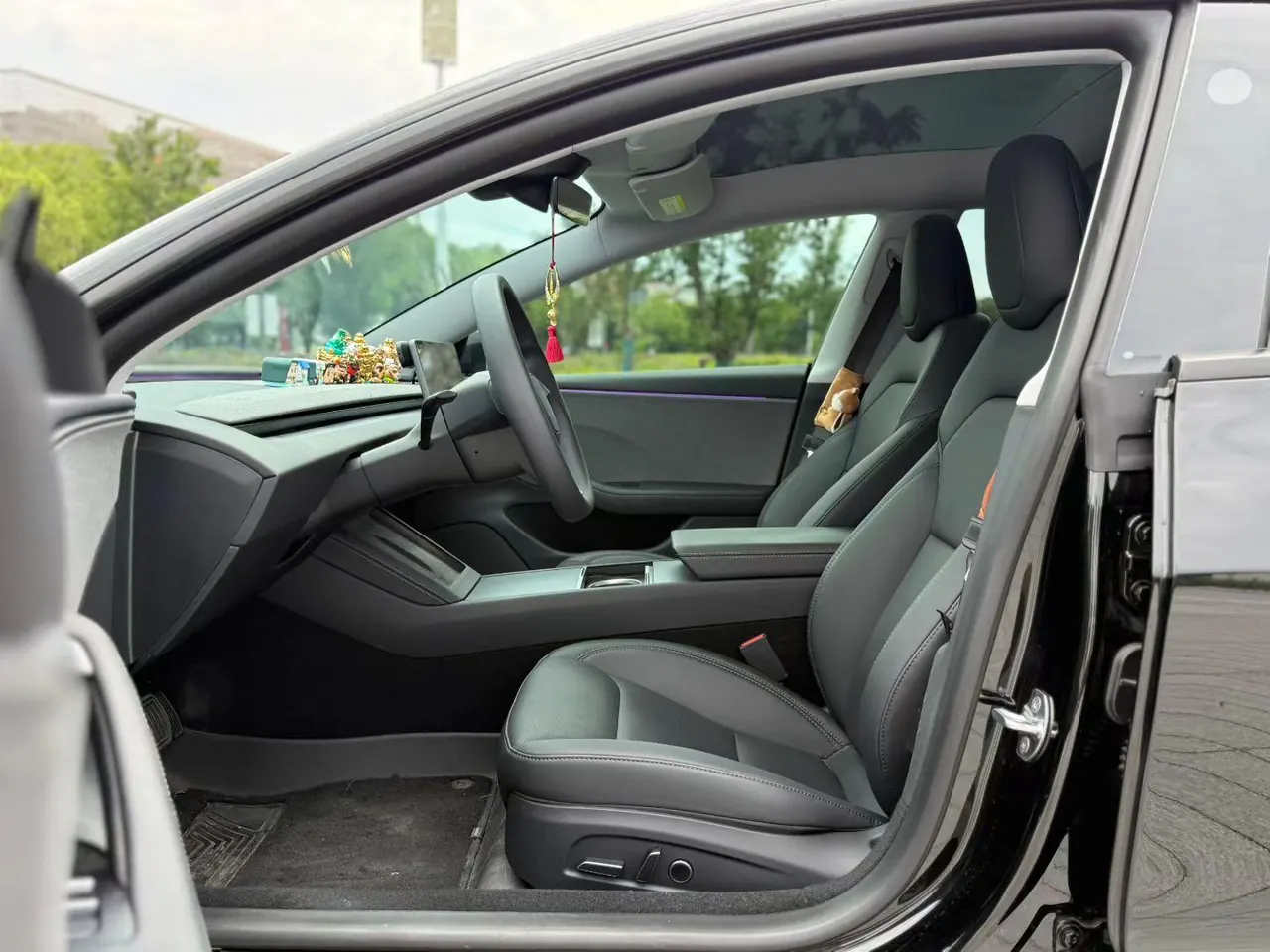 Tesla 2025 Model 3 long endurance rear wheel drive version (modified) automatic gear 6