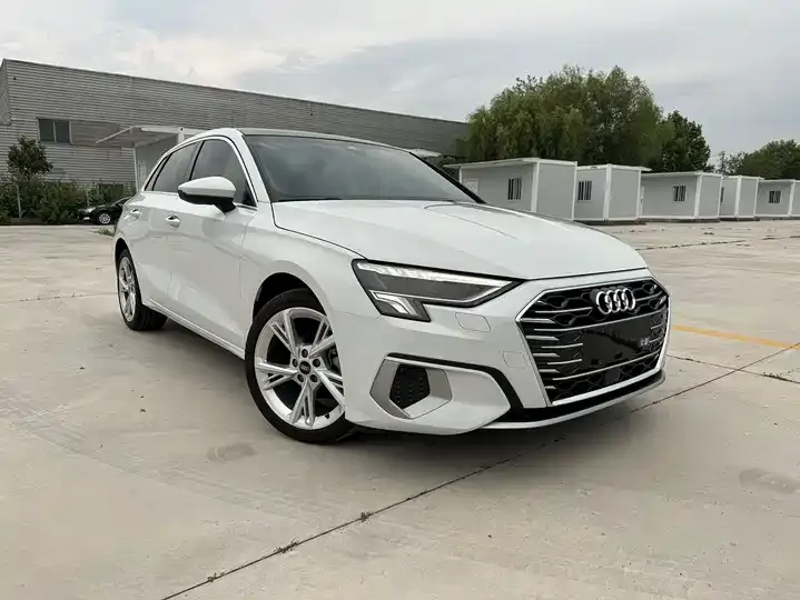 Audi A3 2023 Sportback 35 TFSI Fashion Elegant 3