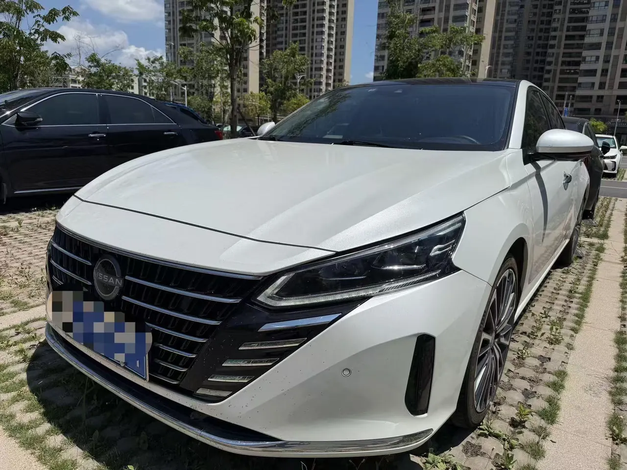 Открыть галерею: Nissan 2022 Teana 2.0T Stepless XL Enjoying Automatic Gear
