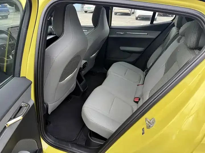 Volvo EX30 2025 Rear Drive Long Life Ultra 4