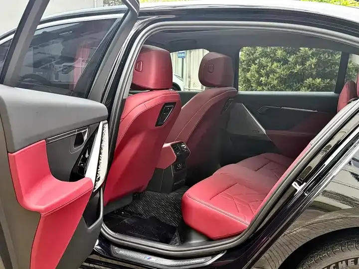 BMW 5 Series 2024 525Li M Sports Suit 9