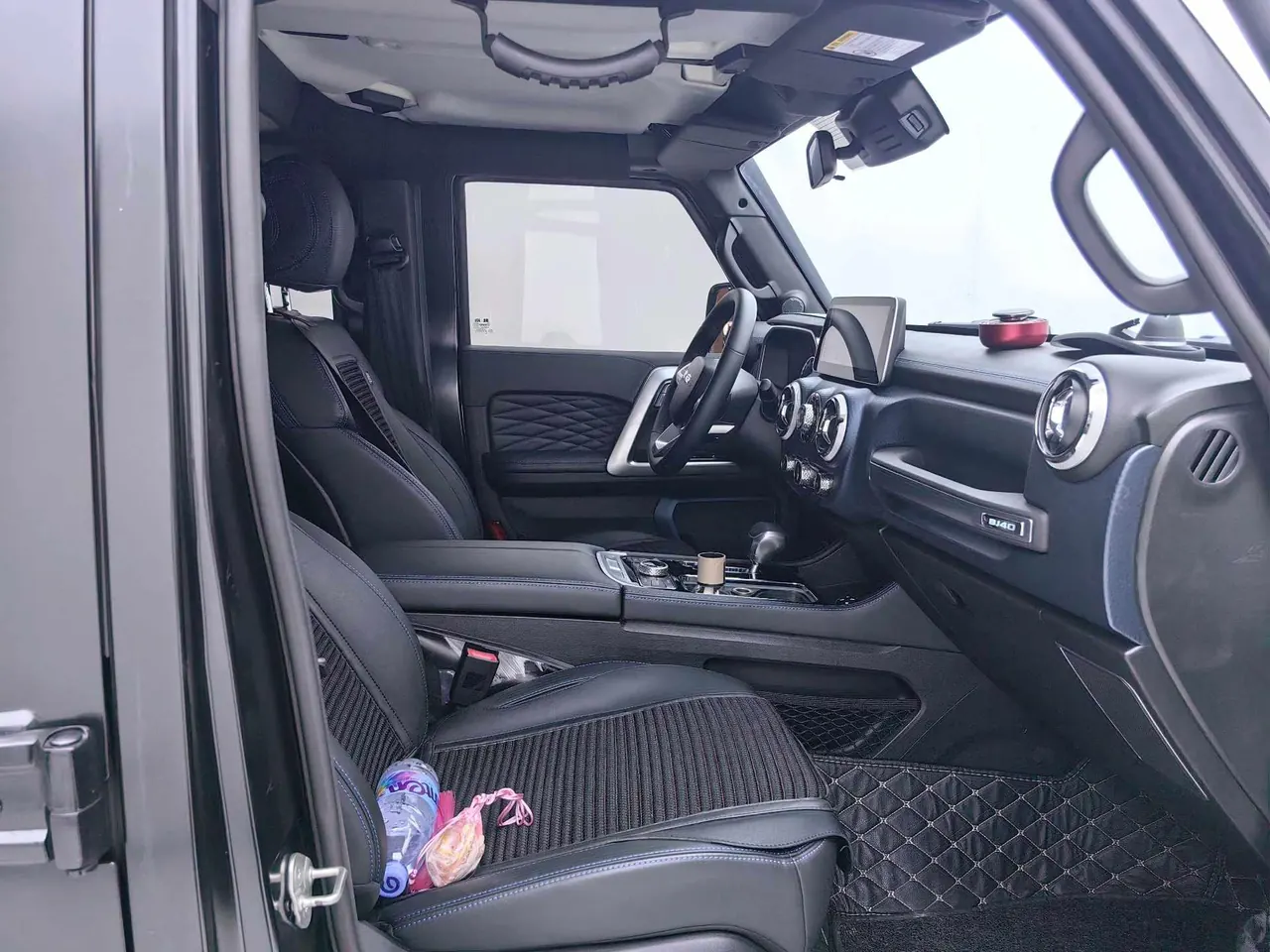 Beijing 2021 BJ40 2.3T Four-wheel Drive Blade Hero Edition Extreme Automatic Gear 10