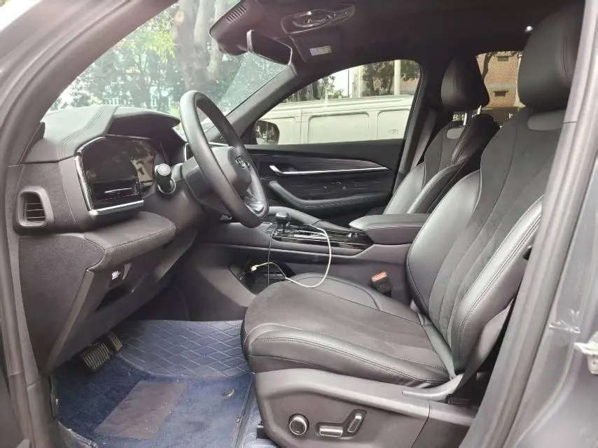 Geely 2022 XingyueL (Monjaro) Raytheon Hi · X 1.5T Hybrid Super Auto 5