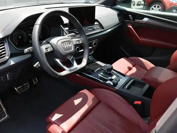 Audi Q5L 2025 45th Anniversary Collection 40 TFSI Deluxe Dynamic 10