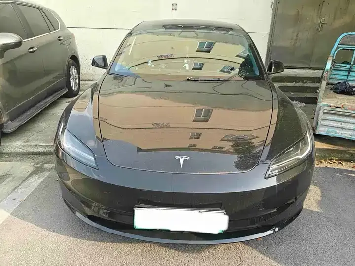 Model 3 2023 rear-wheel drive version 2