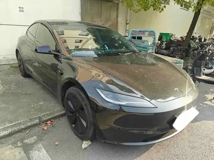 Model 3 2023 rear-wheel drive version 3