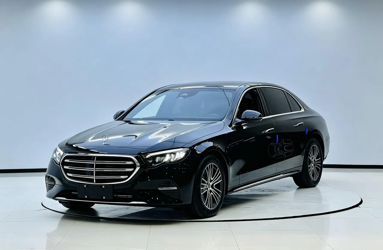 Mercedes Benz E Class 2025 E 260 L 48V 2.0T Automatic - View 1