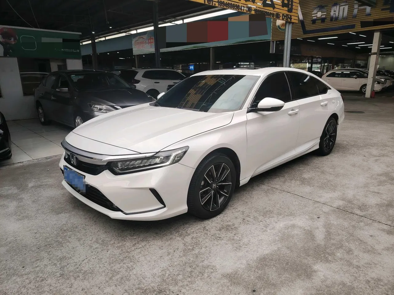 Открыть галерею: Honda INSPIRE (Yingshi Pai) 2022 INSPIRE 1.5T Stepless 260TURBO Refined Automatic Gear