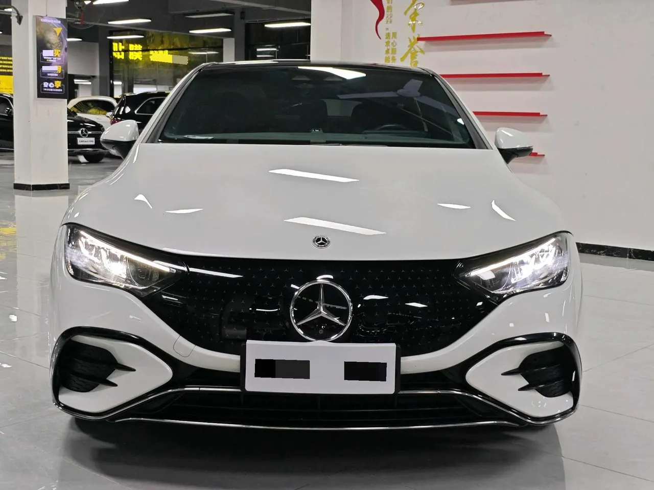 Mercedes Benz 2022 EQE 350 EQE 350 Deluxe Edition Automatic 2