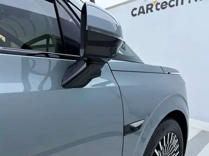 Zeekr 009 2024 six-seat executive four-wheel drive 108kWh 3