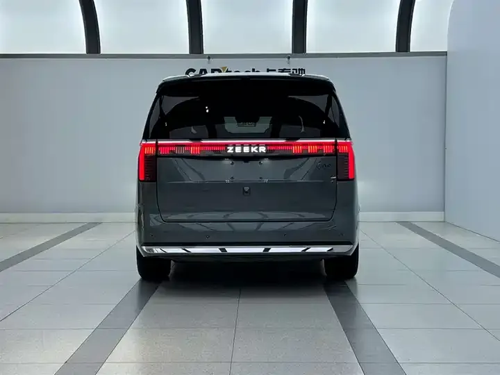 Zeekr 009 2024 six-seat executive four-wheel drive 108kWh 4