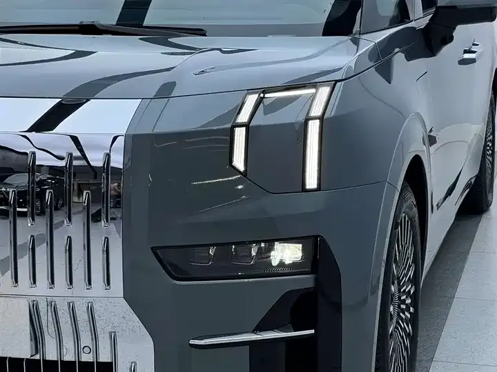 Zeekr 009 2024 six-seat executive four-wheel drive 108kWh 6