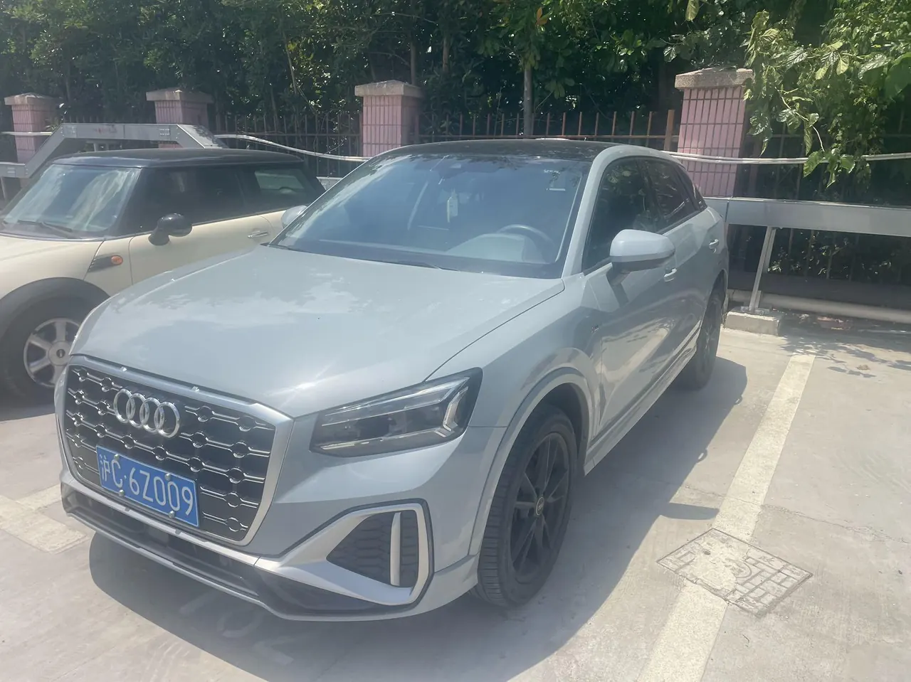Audi 2022 Q2L 1.4TFSI 35TFSI Aggressive Dynamic Automatic - View 1
