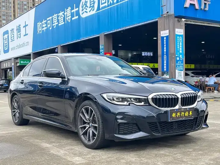 BMW 3 Series 2022 325Li M Sports Suit 3