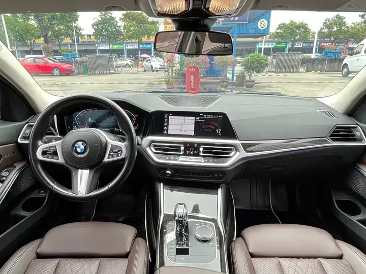 BMW 3 Series 2022 325Li M Sports Suit 8