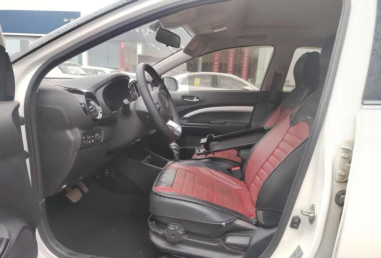 Kia 2021 Yi Run 1.4 Stepless Sunroof Automatic Transmission 3