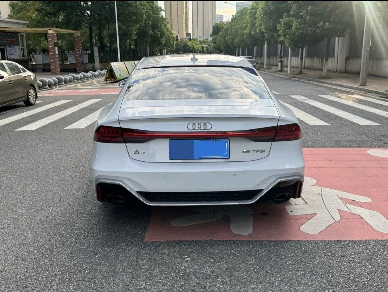 Audi A7 (Imported) 2021 A7 Sportback 2.0TFSI 45TFSI Automatic Gear Selection 3