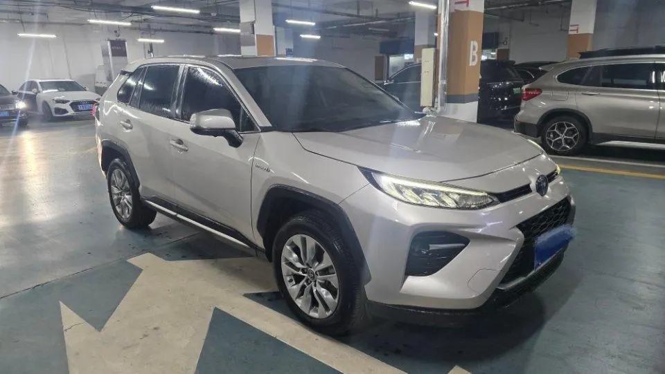 Toyota 2020 Weilanda Dual Engine 2.5 Stepless Four-wheel Drive Deluxe Automatic Gear 3