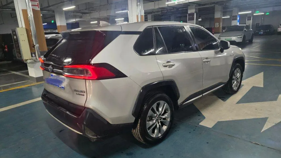 Toyota 2020 Weilanda Dual Engine 2.5 Stepless Four-wheel Drive Deluxe Automatic Gear 4