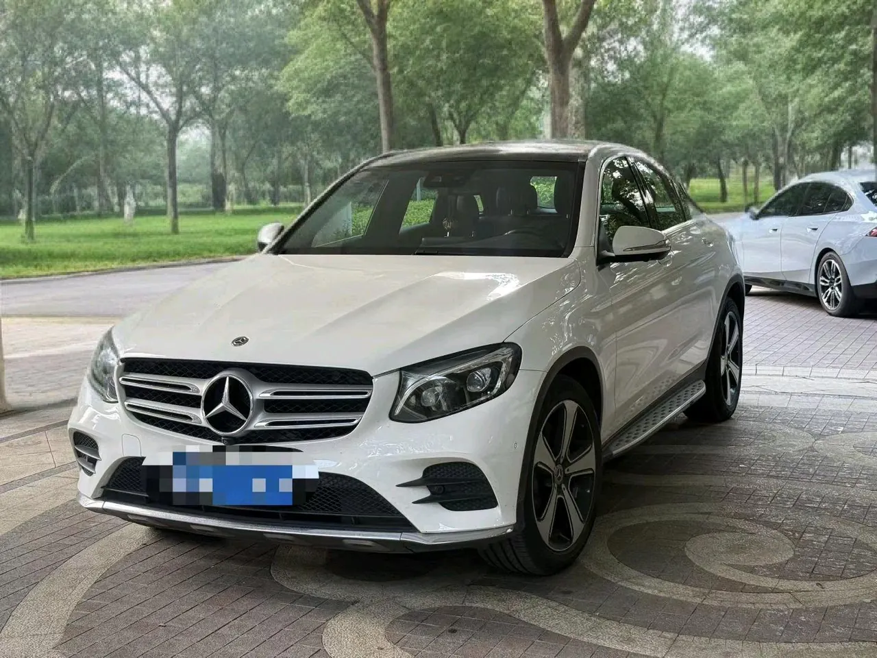 Mercedes Benz 2020 GLC 300 L 4MATIC 2.0T Dynamic Automatic - View 1