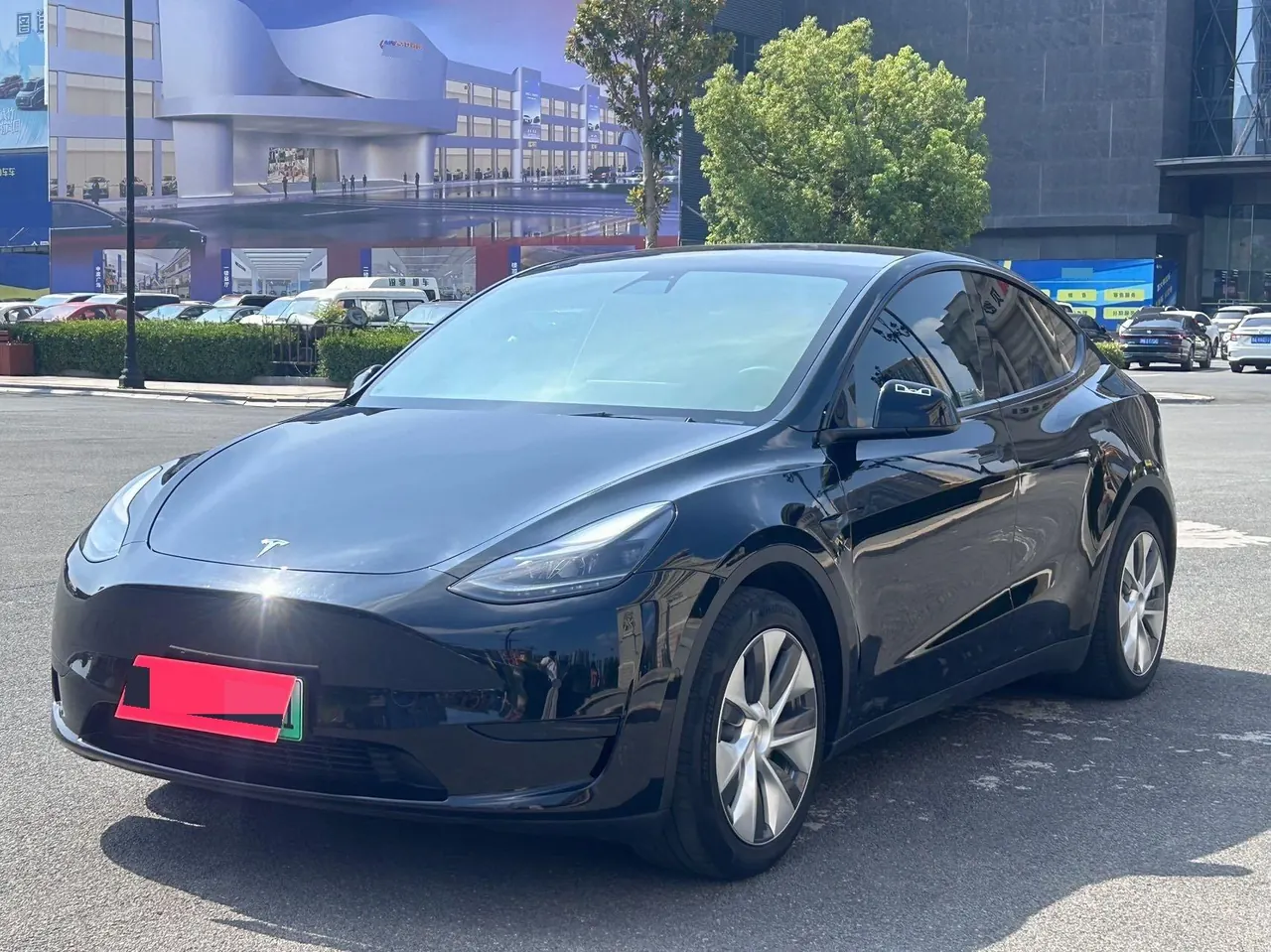 Tesla 2022 Model Y rear-wheel drive version automatic transmission - View 1