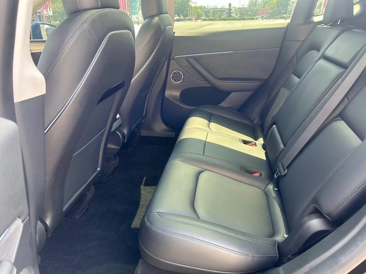 Tesla 2022 Model Y rear-wheel drive version automatic transmission 5