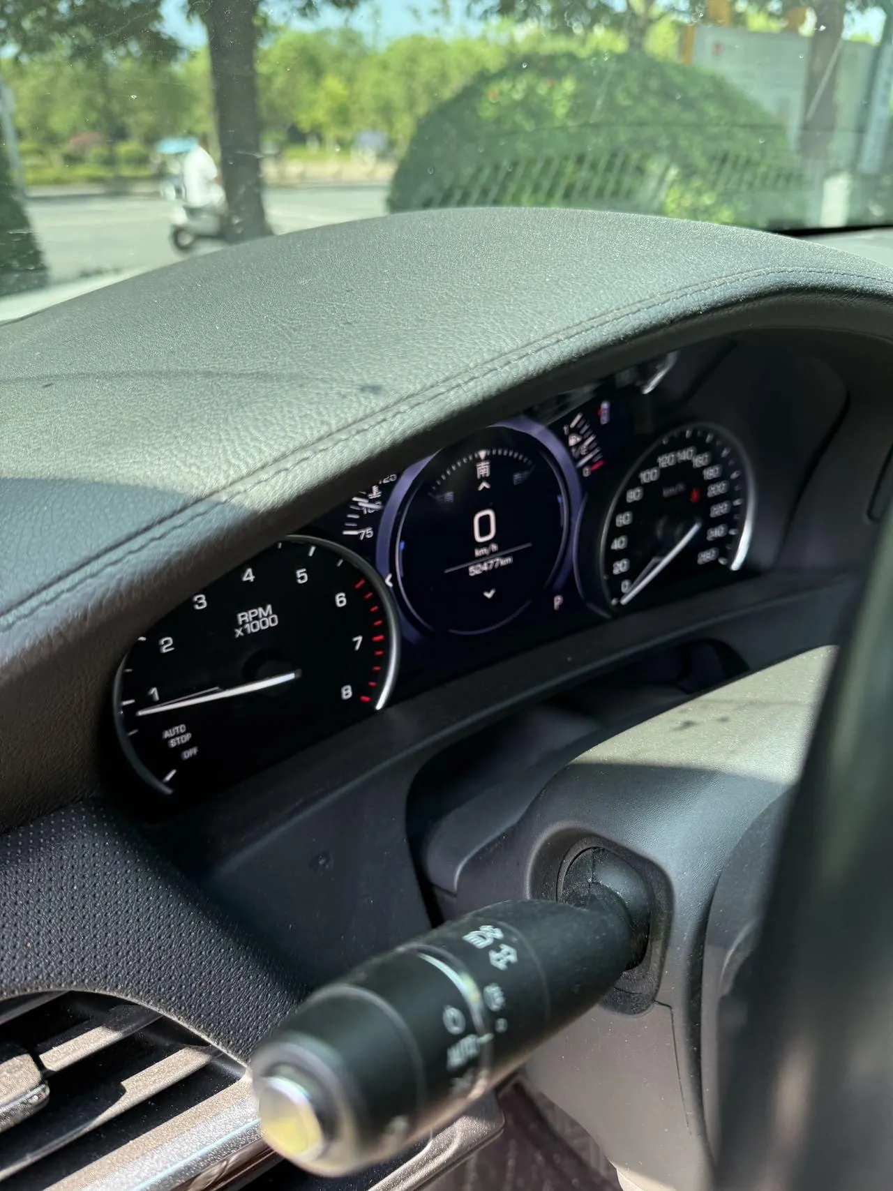 Cadillac 2022 CT6 2.0T 28T fashion automatic gear 3