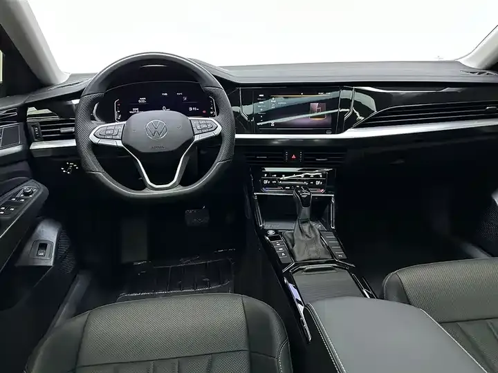 Passat 2025 outstanding 330TSI Star Elite Edition 9