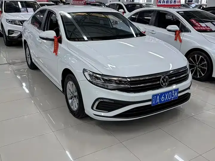 Bora 2024 200TSI DSG Smooth Edition 2