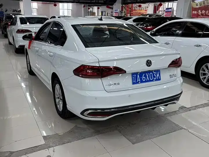 Bora 2024 200TSI DSG Smooth Edition 5