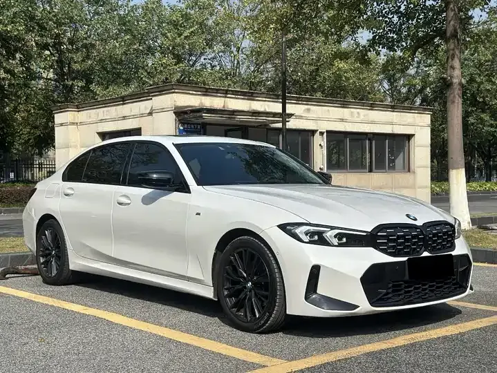 BMW 3 Series 2024 325Li M Sports Night Suit 3