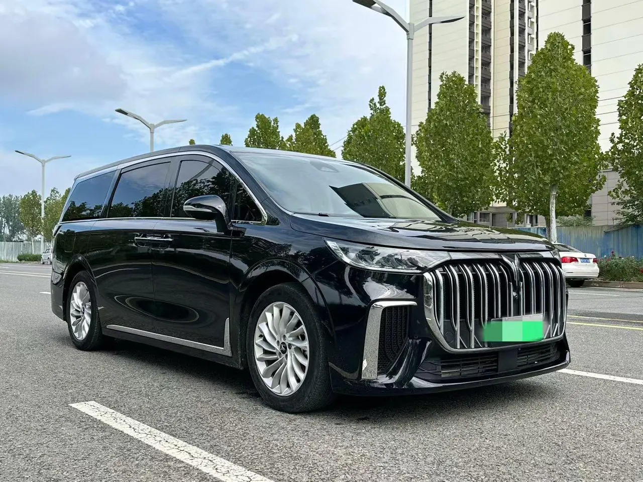 Voyah 2024 Dreamers PHEV 1.5T Long Endurance Premium Edition Automatic Gear 3