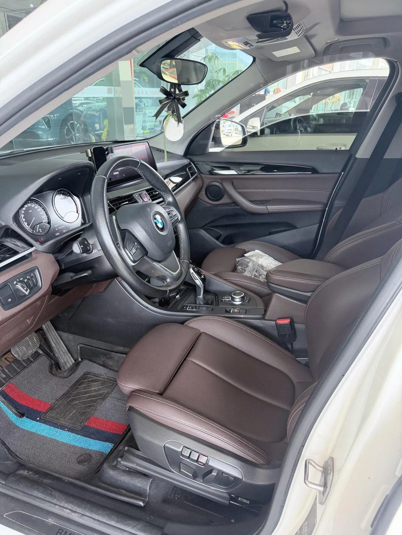 BMW 2020 X1 sDrive25Li 2.0T Leading Automatic Gear 3