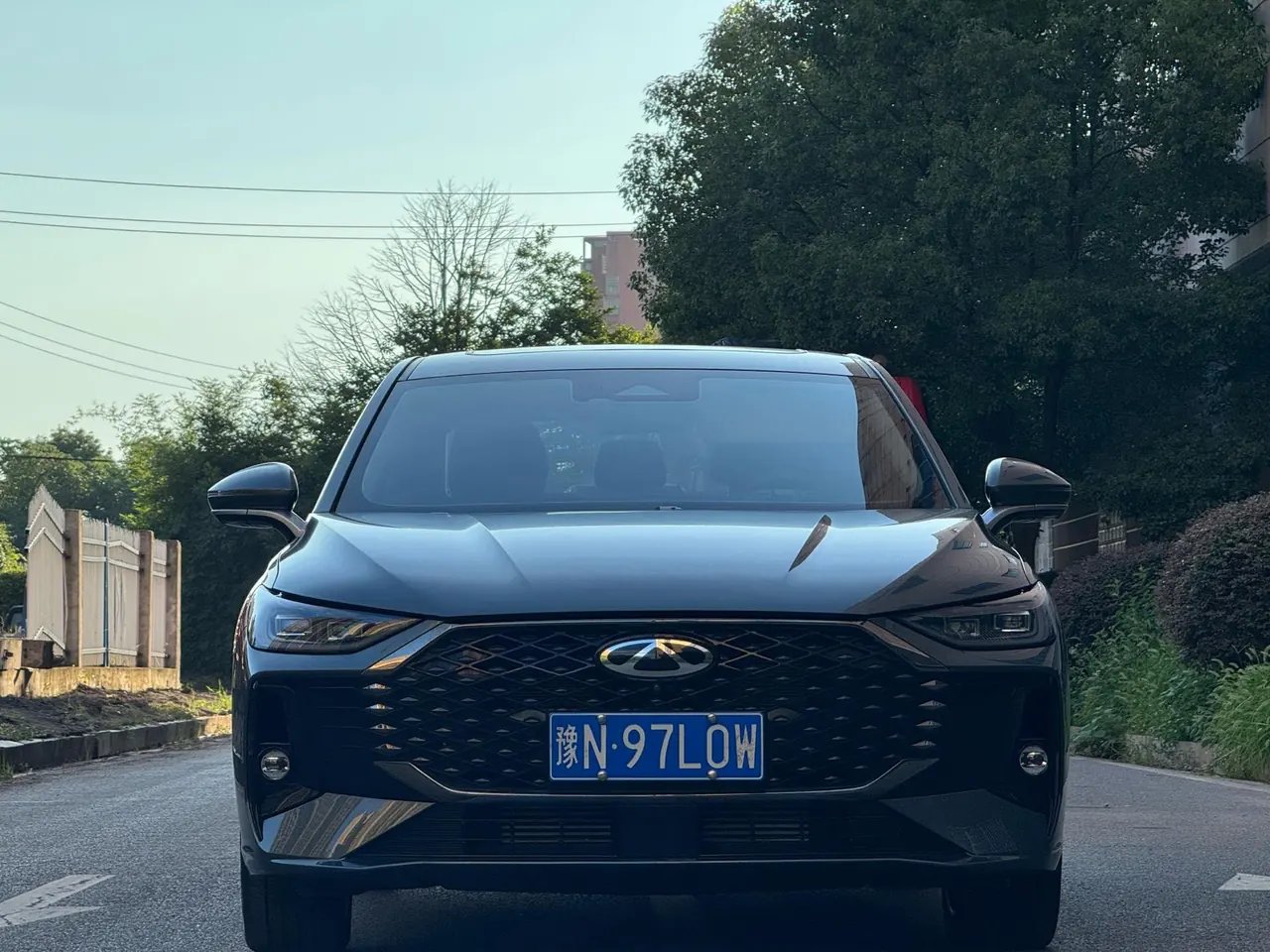 Chery 2025 Erez 8 Pro 1.6TGDI 290TGDI Luxury Automatic Gear 2