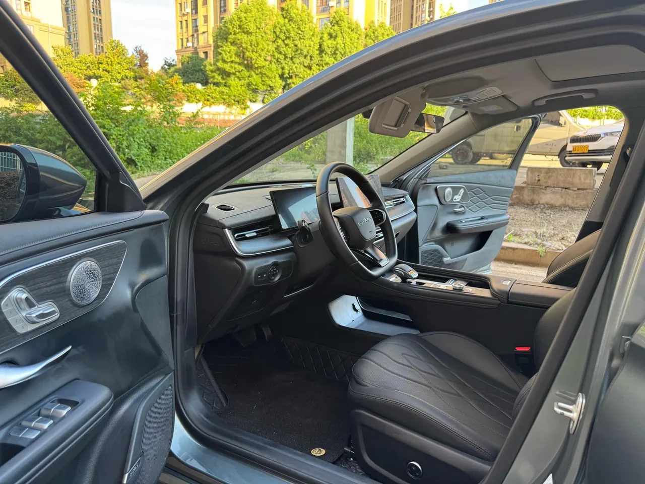 Chery 2025 Erez 8 Pro 1.6TGDI 290TGDI Luxury Automatic Gear 4