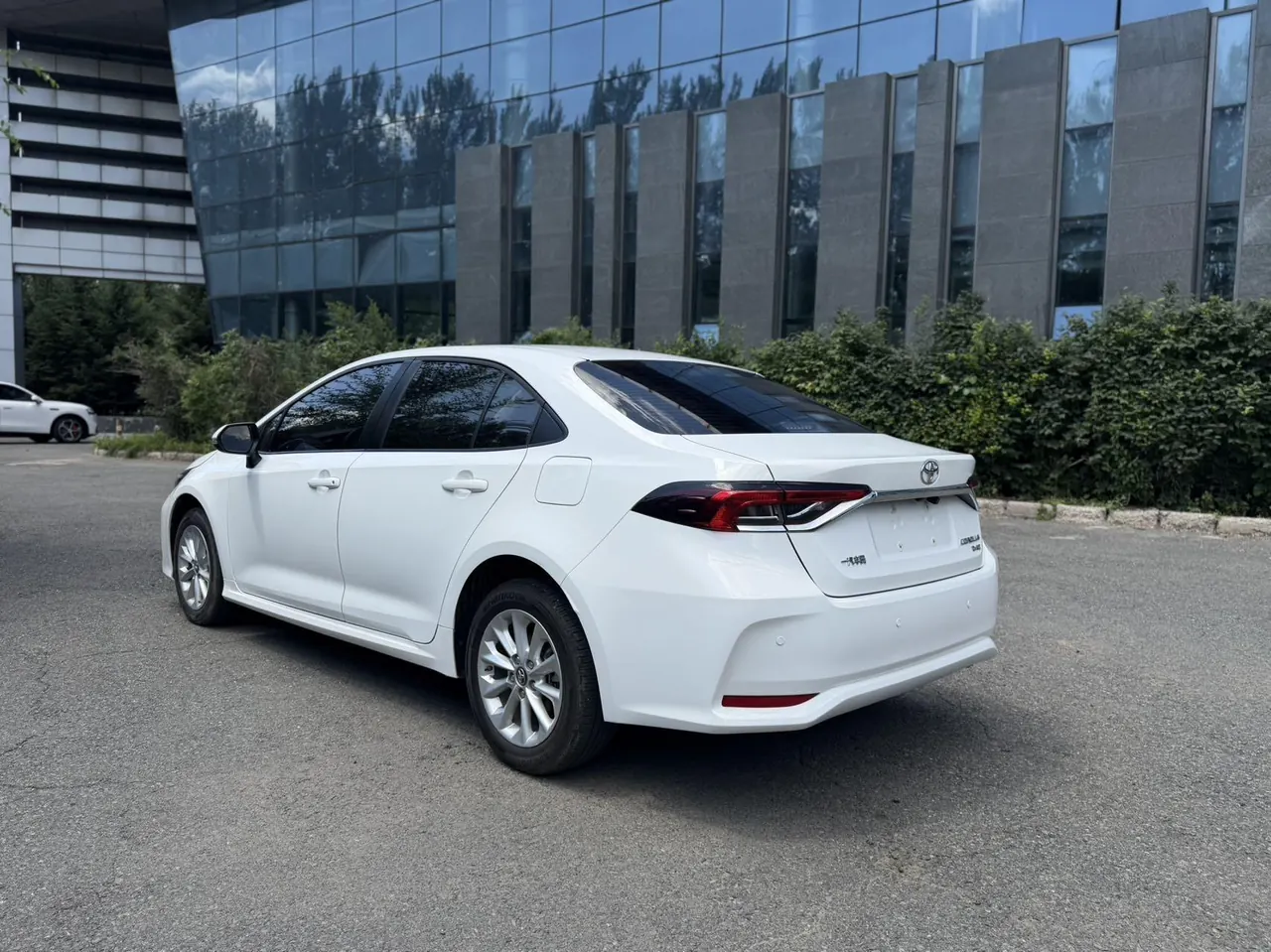 Toyota 2022 corolla 1.2T stepless pioneer PLUS version automatic gear 4