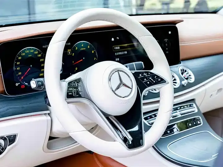 Mercedes Benz E-Class 2023 to E 300 L Fashion 12