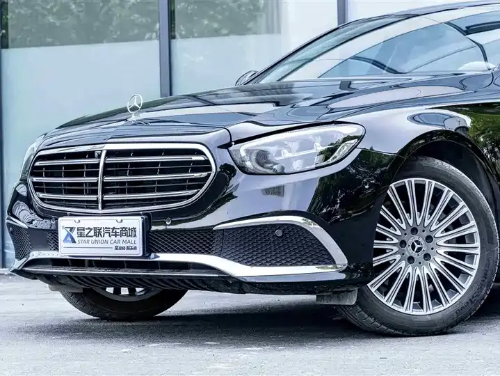 Mercedes Benz E-Class 2023 to E 300 L Fashion 2