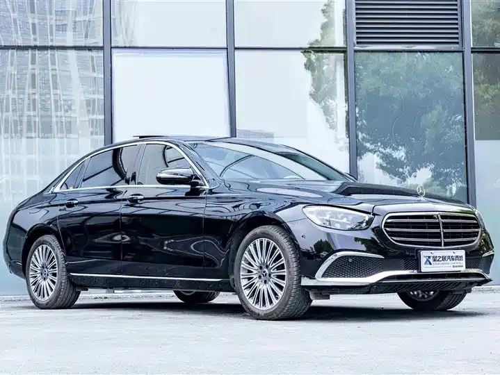 Mercedes Benz E-Class 2023 to E 300 L Fashion 5