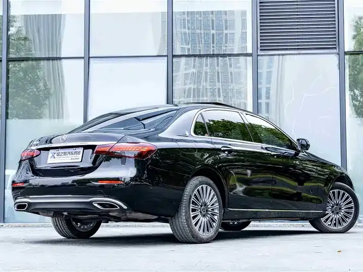 Mercedes Benz E-Class 2023 to E 300 L Fashion 7