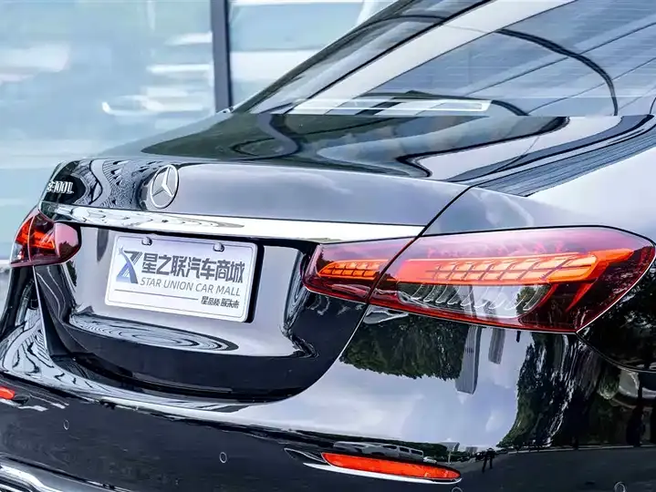 Mercedes Benz E-Class 2023 to E 300 L Fashion 9