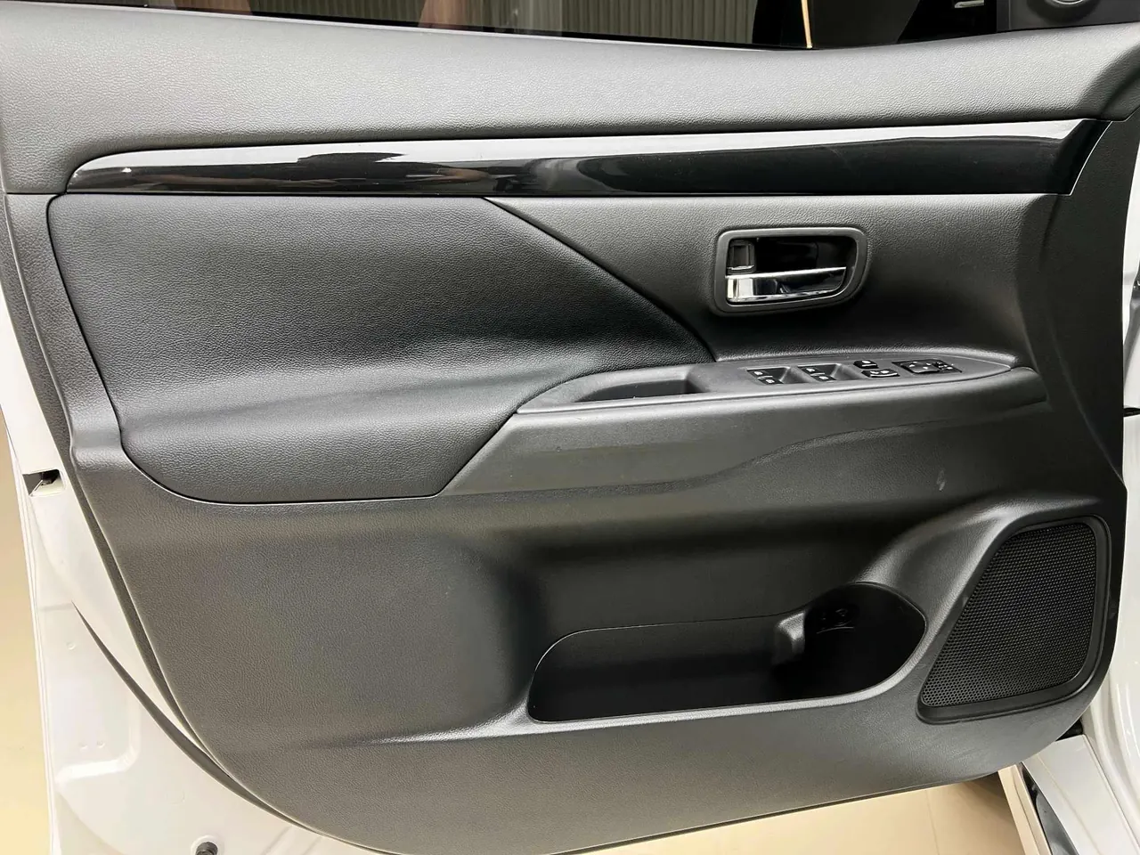 Mitsubishi 2021 Outlander 2.0 Stepless Two-Drive Smooth Edition 5-seat (Changed) Automatic Gear 4