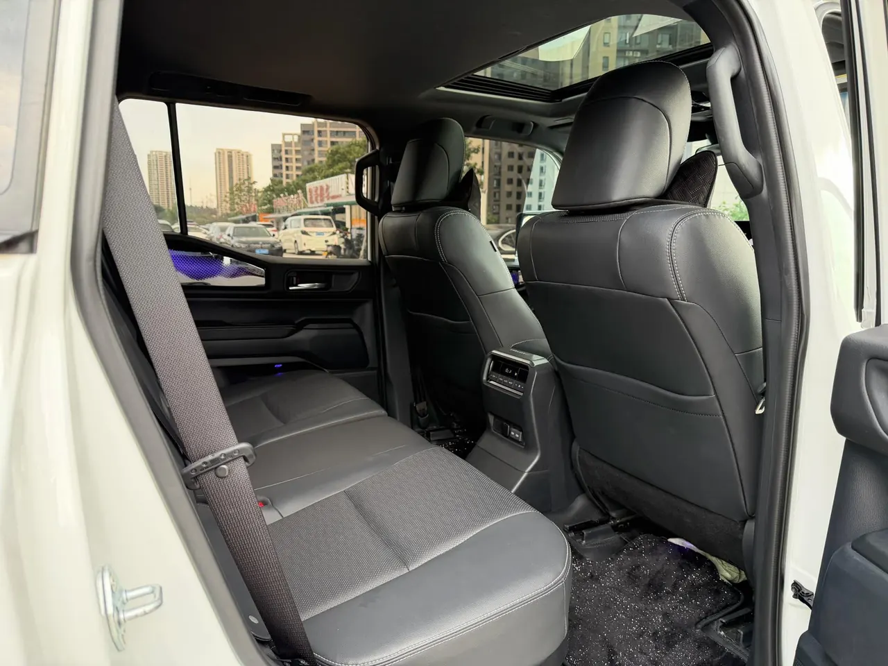 Toyota 2024 Prado HEV 2.4T all-around TX version 5-seat automatic gear 12