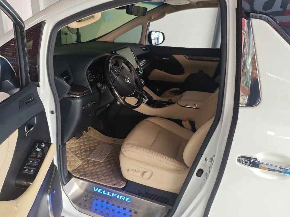 Toyota Wilfa (Imported) 2020 Wilfa 2.5 Stepless HV Distinguished Edition Automatic Gear 2