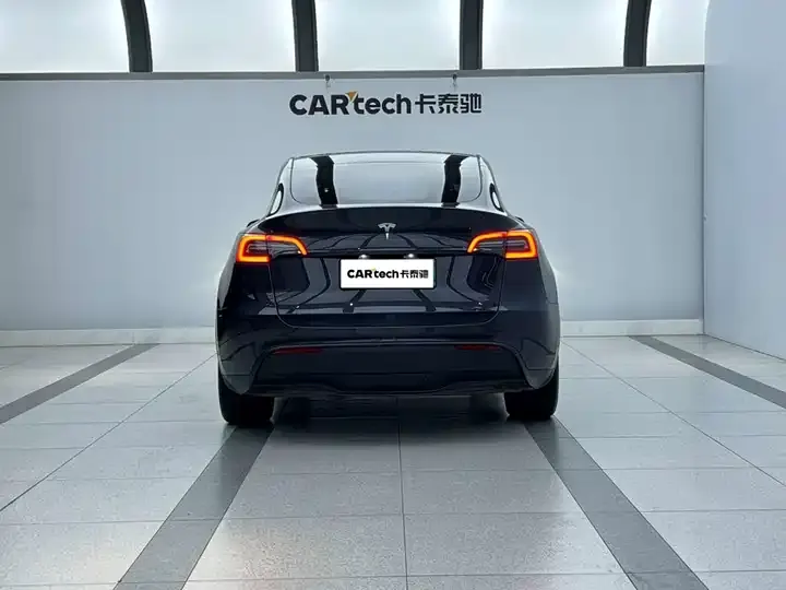 Model Y 2024 rear-wheel drive version 7