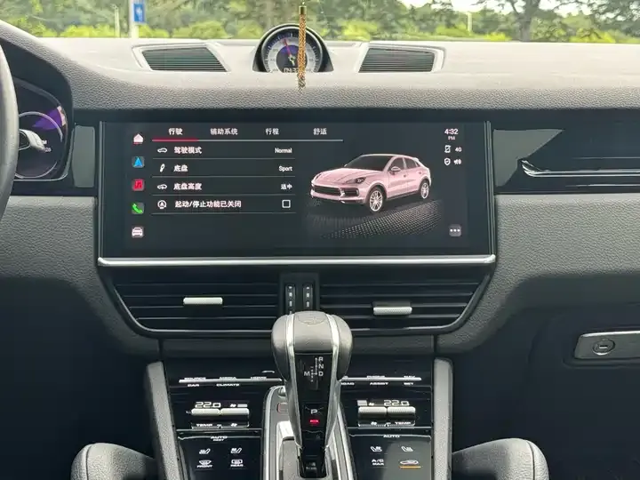 Cayenne 2022 Cayenne Coupé 3.0T Platinum Edition 11