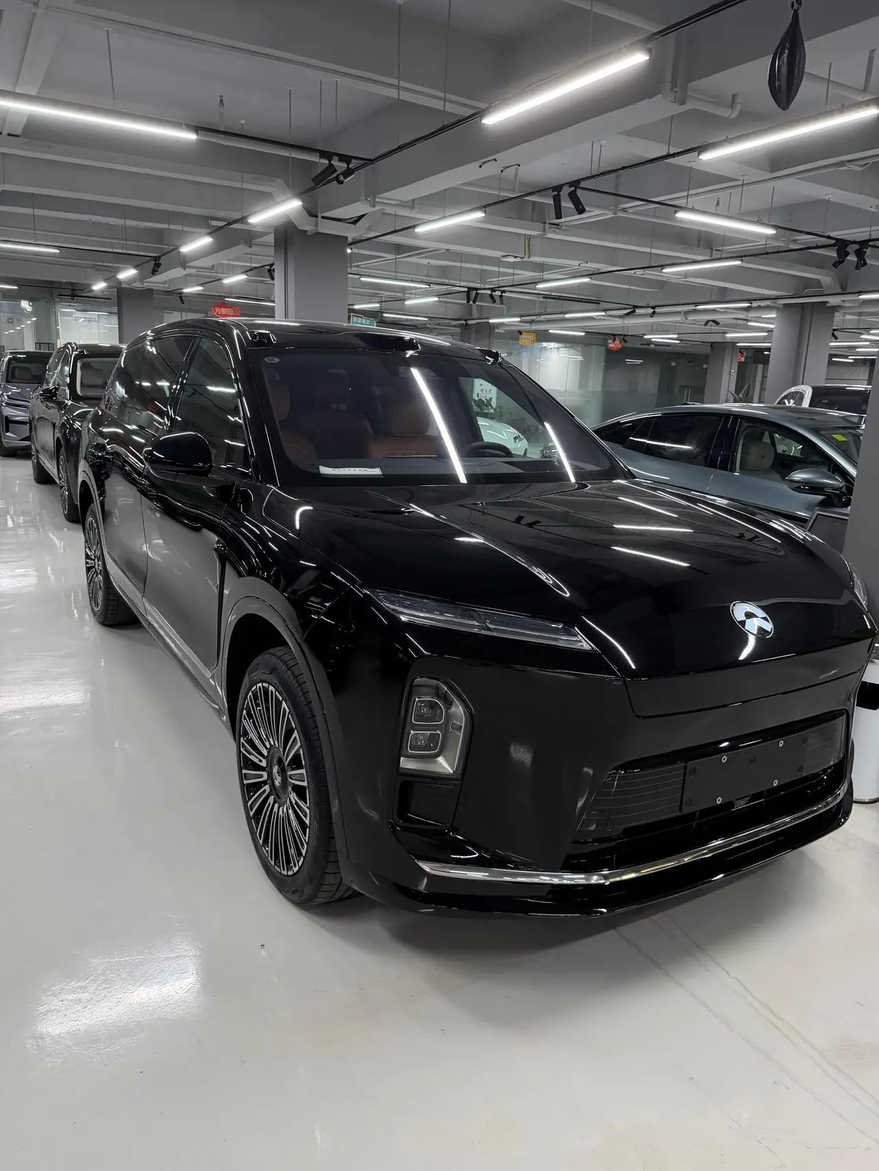 NIO 2026 ES8 6-seat executive deluxe automatic gear 2