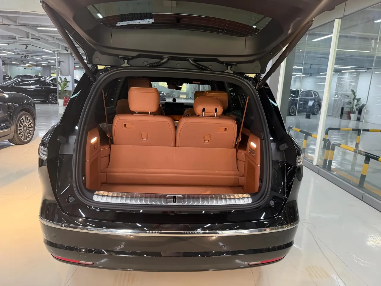 NIO 2026 ES8 6-seat executive deluxe automatic gear 6