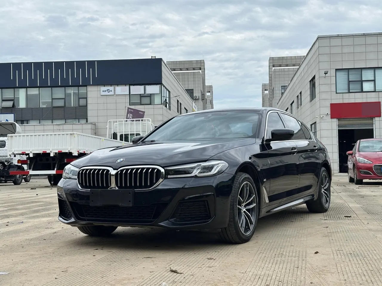 BMW 5 Series 2021 525Li 2.0T Luxury Suit Automatic Gear - View 1