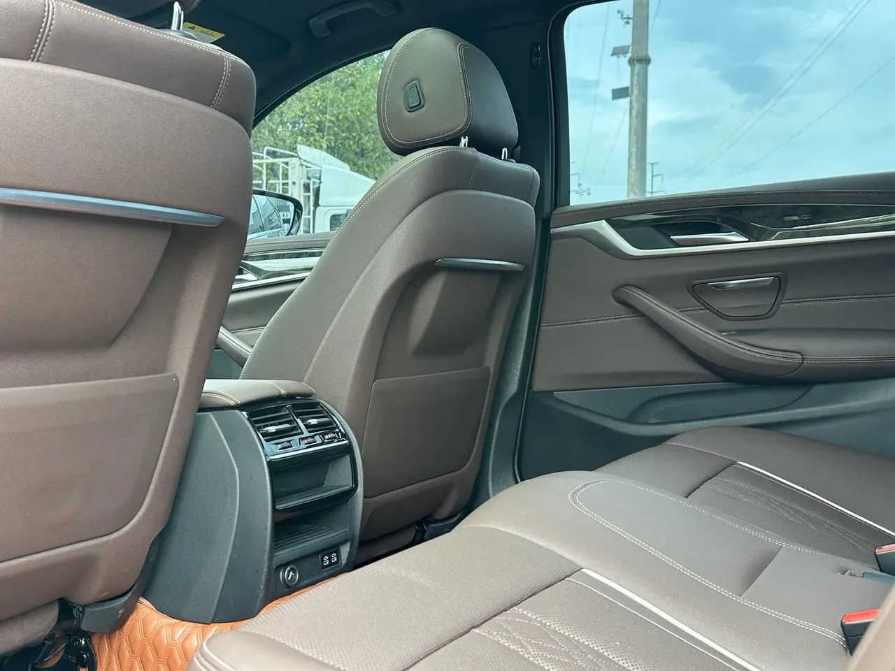BMW 5 Series 2021 525Li 2.0T Luxury Suit Automatic Gear 4